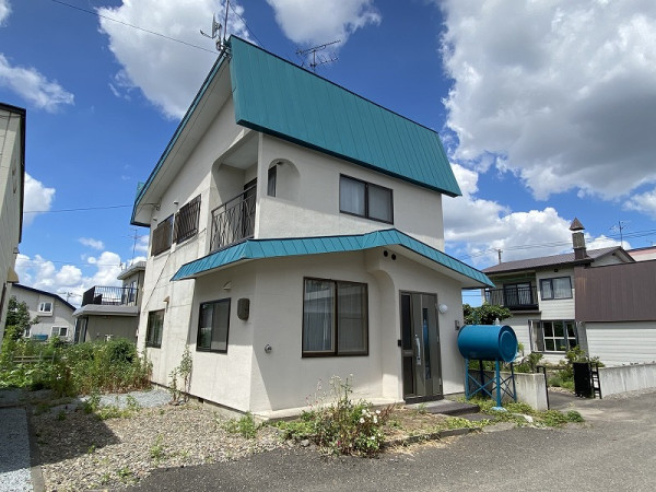 北海道のウィークリーウィークリーマンション・マンスリーマンション「南4-24HOUSE 」外観画像