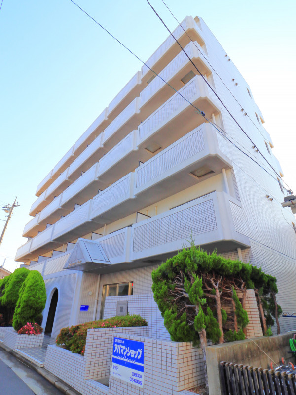 山口県宇部市の家具付きウィークリー・マンスリーマンション「Kマンスリー宇部記念病院前」外観画像