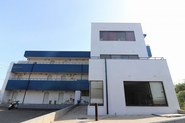 鹿児島県鹿屋市のウィークリーマンション・マンスリーマンション「ワールドハイツ」外観画像