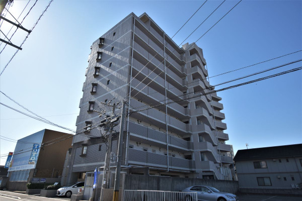 福岡県北九州市八幡西区のウィークリーマンション・マンスリーマンション「Kマンスリー鷹の巣」外観画像