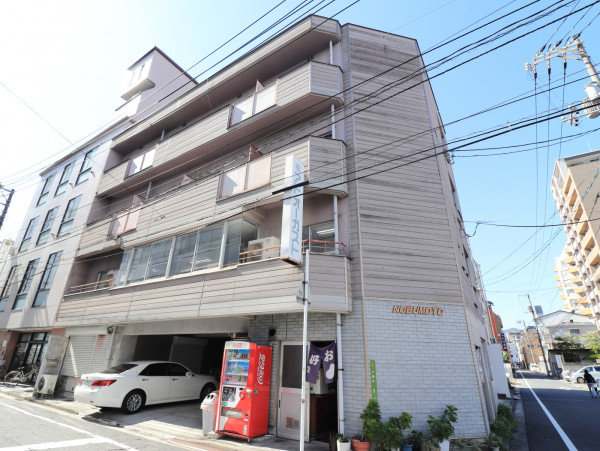 広島県の家具付き賃貸「信本ビル」外観画像