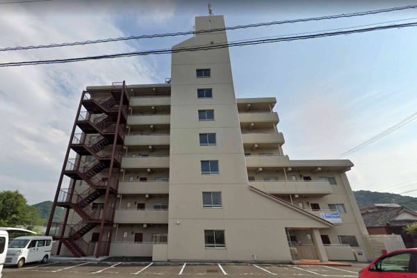 香川県の家具家電付きマンスリーマンション「★Kマンスリー坂出駅北」外観画像