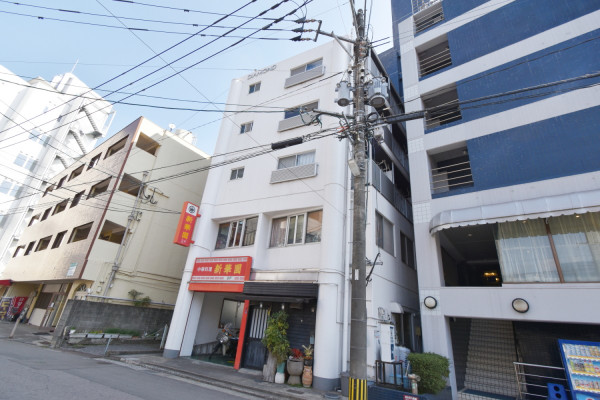 大分県大分市の家具家電付きマンスリーマンション「Kマンスリー大分県庁前」外観画像