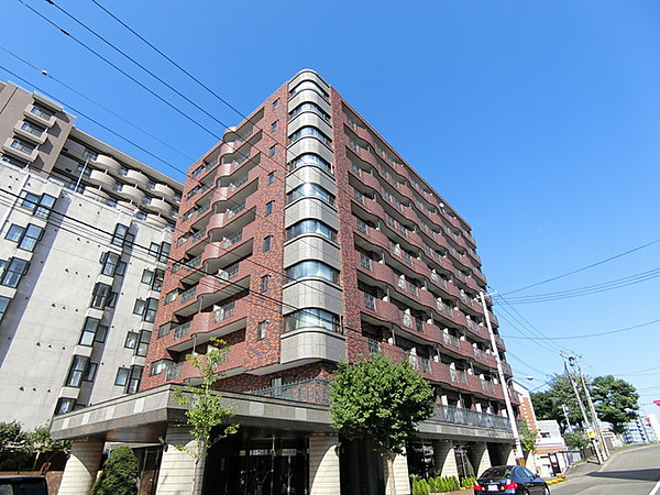 北海道札幌市中央区のマンスリーマンション「クラシックハイム」外観画像