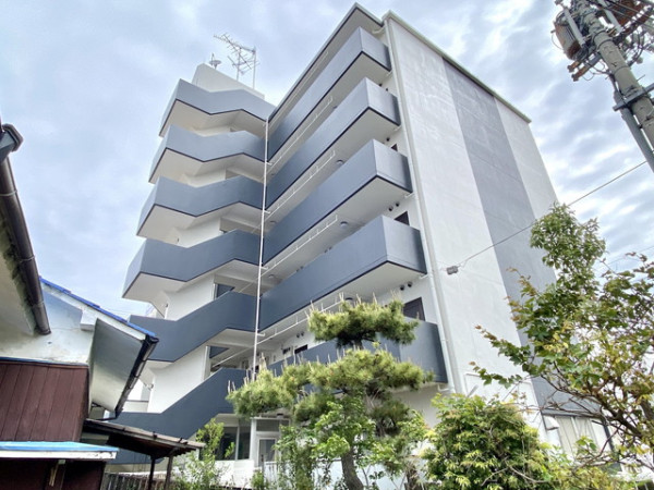 愛媛県東温市のマンスリーマンション「愛媛マンスリー東温市横河原」外観画像