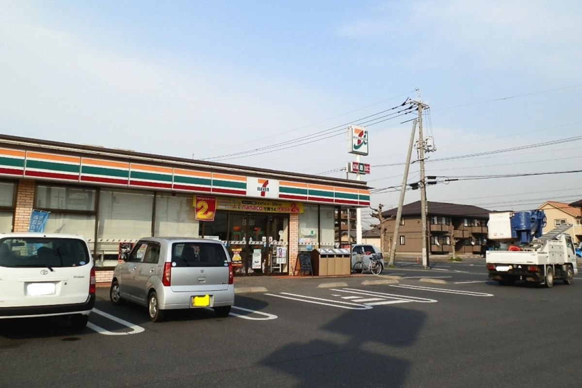 セブンイレブン倉敷連島中央1丁目店まで徒歩5分、350m。