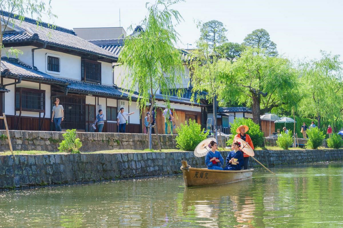 倉敷の名所「倉敷美観地区」まで車で21分、7.7km。家具家電完備の倉敷ウィークリーマンション。保証人不要で簡単契約。