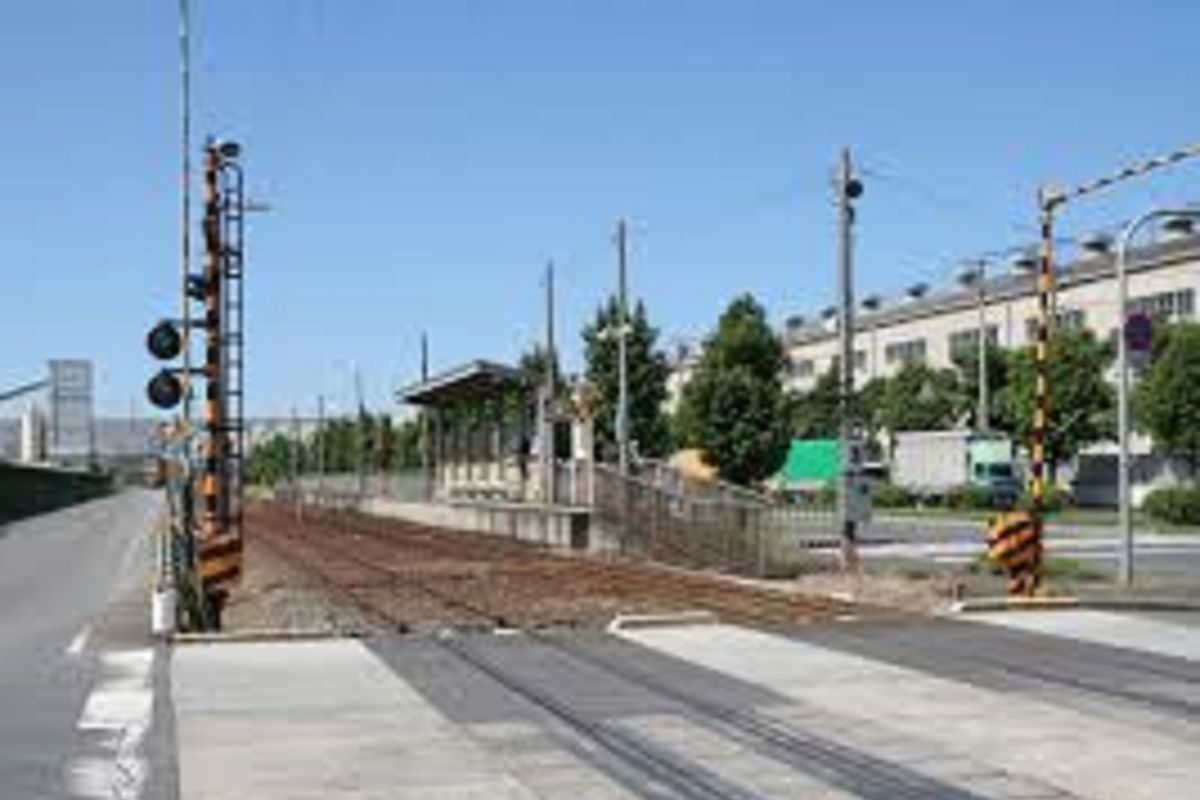 三菱自工前駅まで車で8分、3.3km。Kマンスリー水島中央のご紹介です。荷物の多い方にも安心のロフト付きとなります。