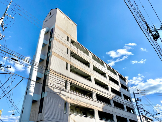 スーパー徒歩1分の松山市マンスリーマンション