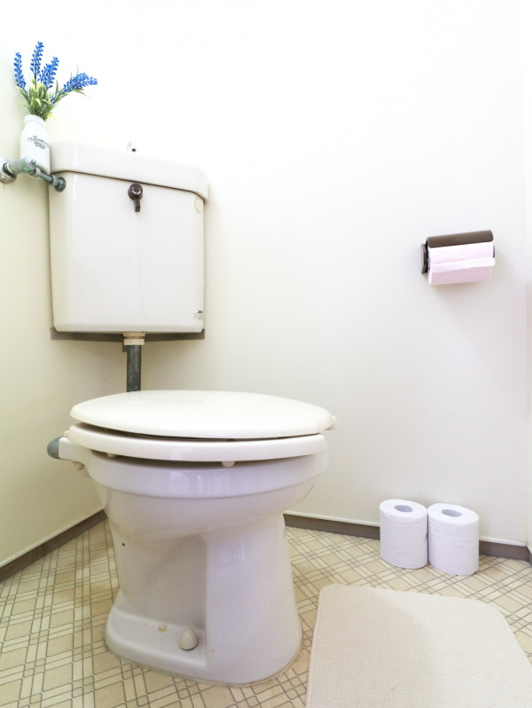 お手洗いに必須の消臭剤やトイレブラシなど、他では置いていない備品などもたくさんありますので、短期~長期でお住まいの方にも「あったら助かるものが多い」と、大変ご好評いただいております!!