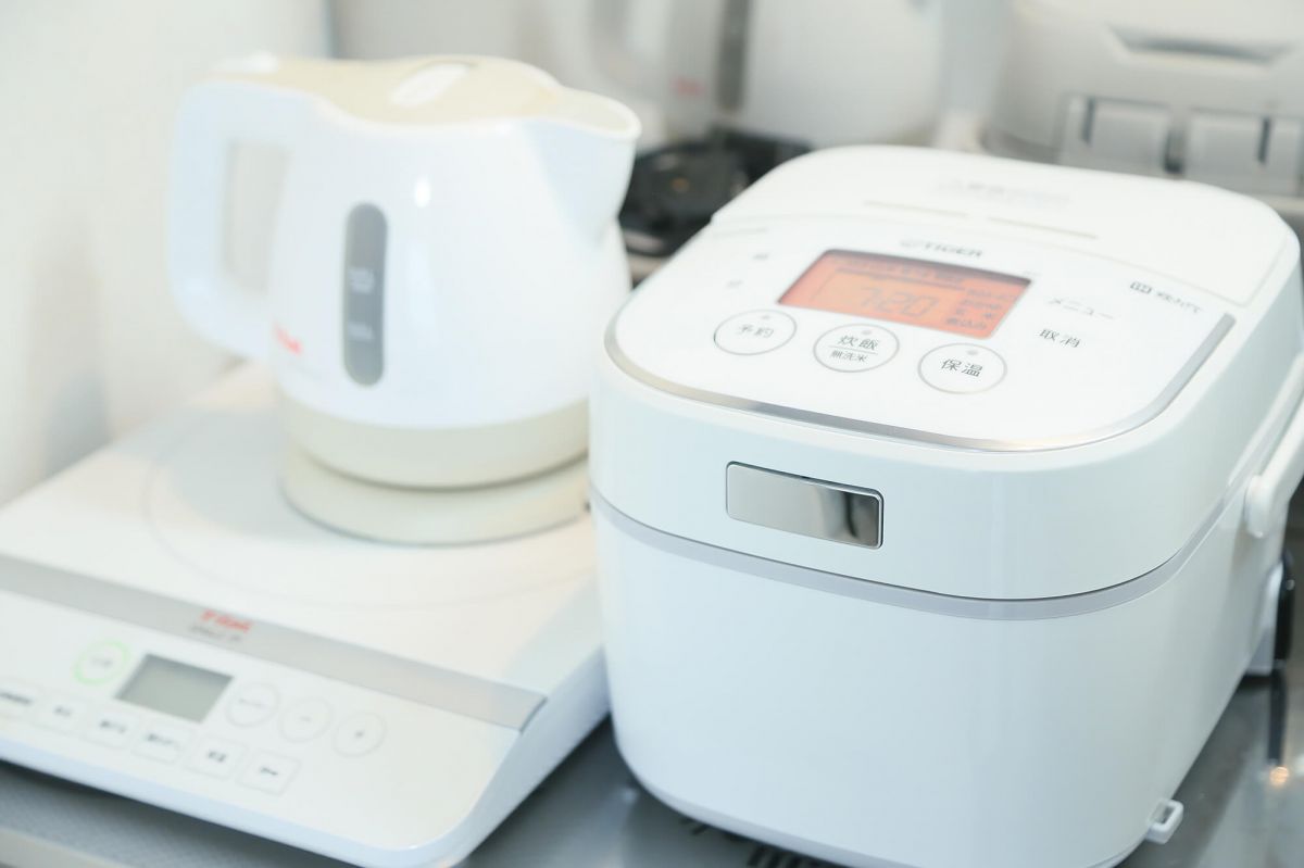 IHコンロ・電気ケトル・炊飯器