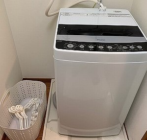 洗濯機4キロ 洗濯洗剤 ランドリーバスケット 物干し竿 洗濯ばさみ(大 小)物干しハンガー5本
