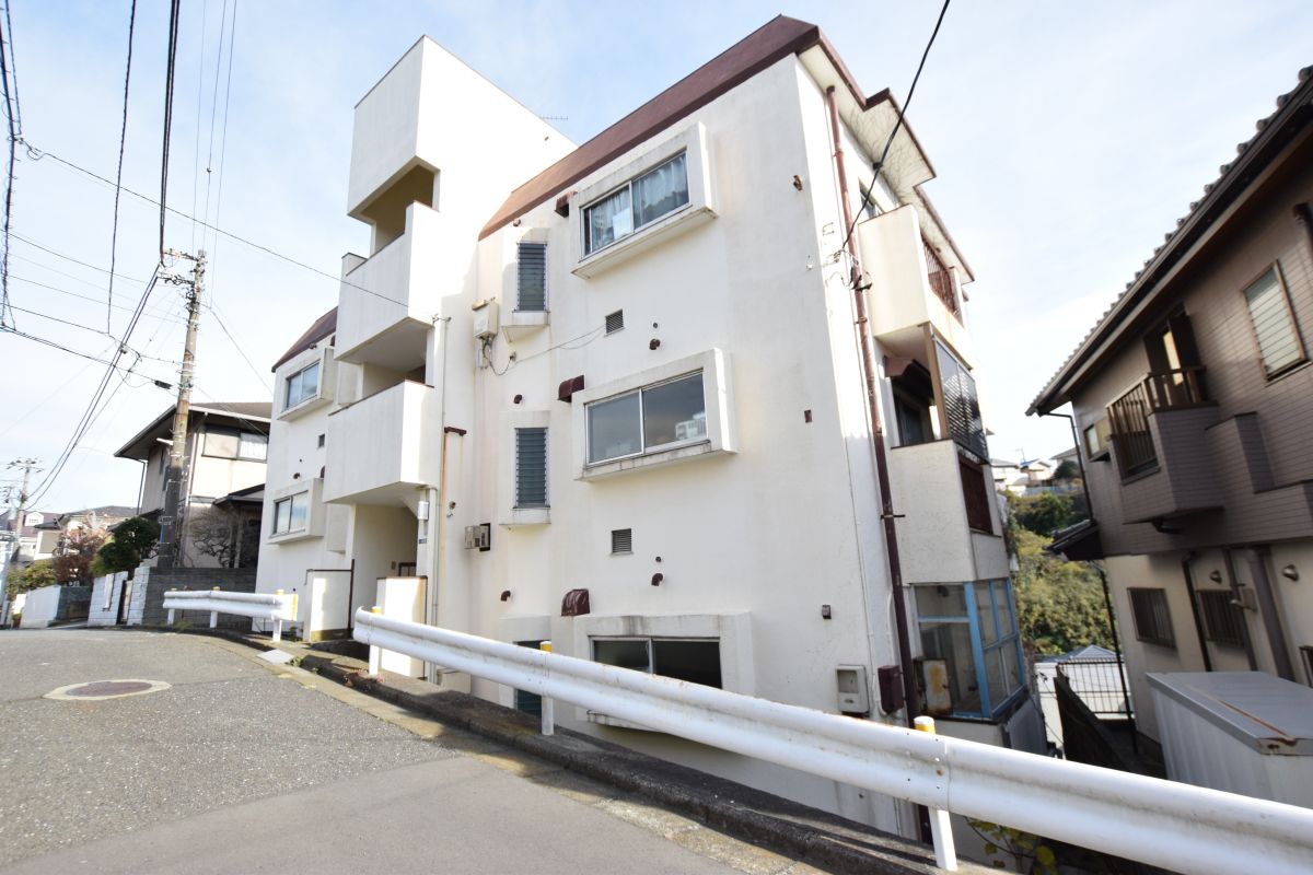 只今お部屋準備中です!