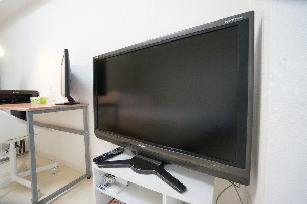 大型テレビ