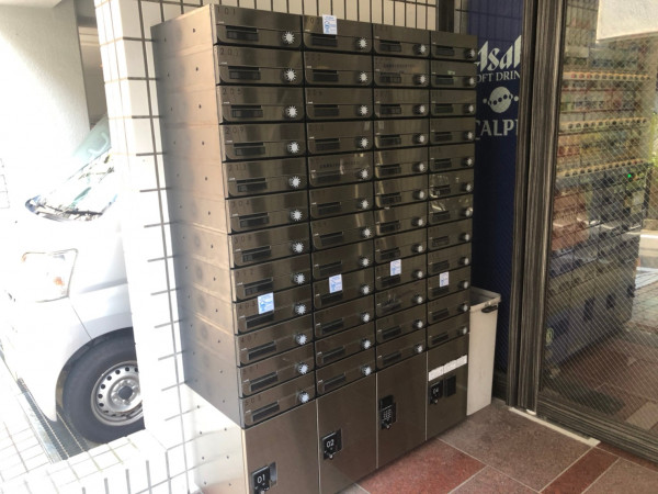 宅配BOXも設置しております!!!