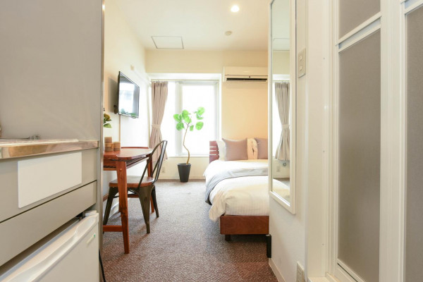 実際のお部屋と多少異なる場合もございます。