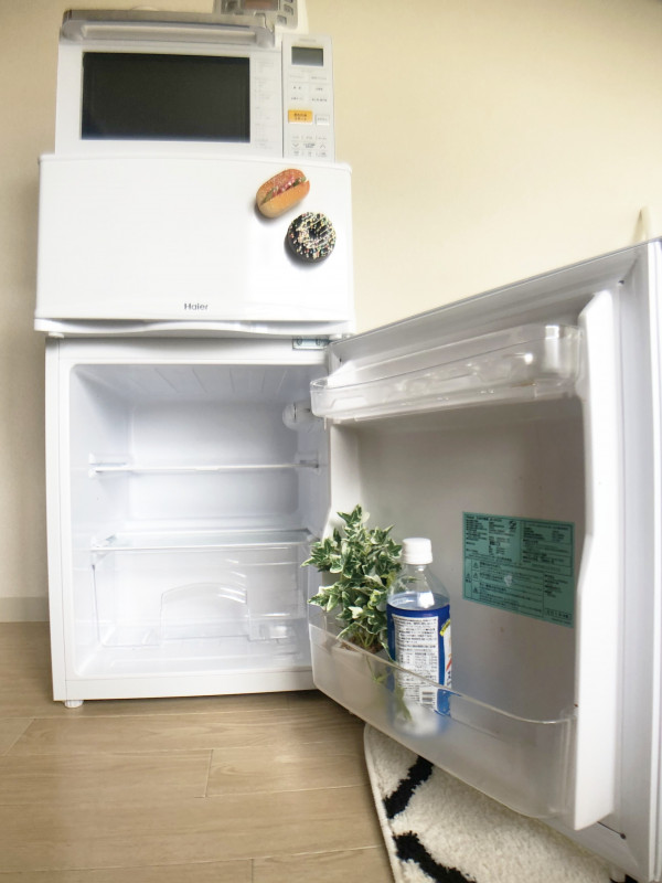 冷蔵庫完備☆ 冷凍スペースも大きいので、食べきれない食材保管にも向いています◎夏はアイスも冷やせれば、帰ったらつめたーい飲み物が待っているという想像も掻き立てられます、、!