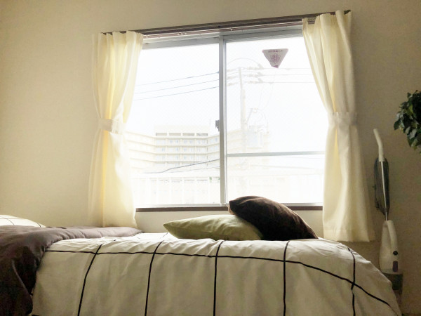 二面採光がきもちいい角部屋です☆ バストイレ別! すぐ目の前が公園で開放感があって気持ちがいいです☆
