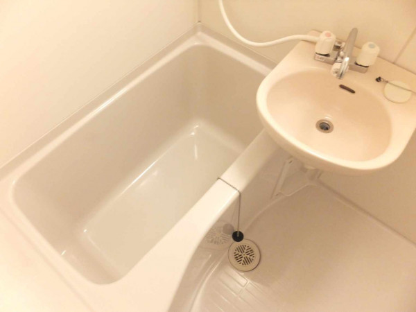 トイレと完全別なので湯船に浸かることもできます