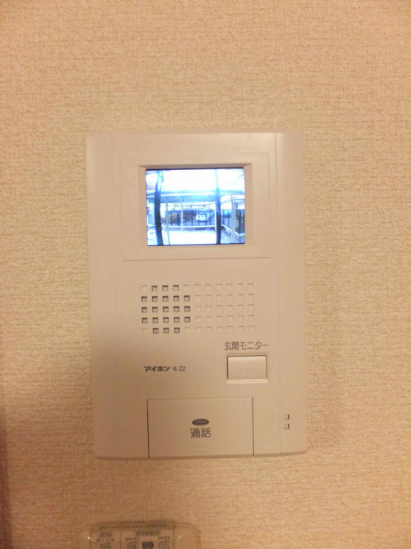 モニターインターホンつきなので安心して暮らすことができます
