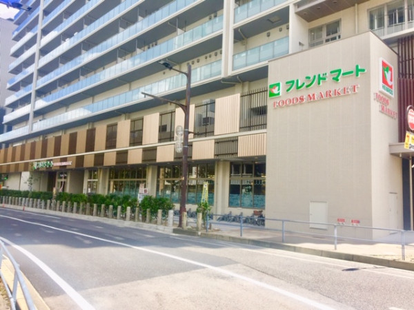 フレンドマートまで徒歩7分