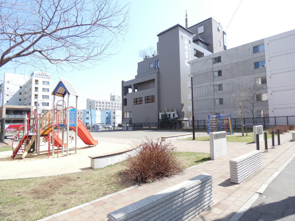 隣の公園