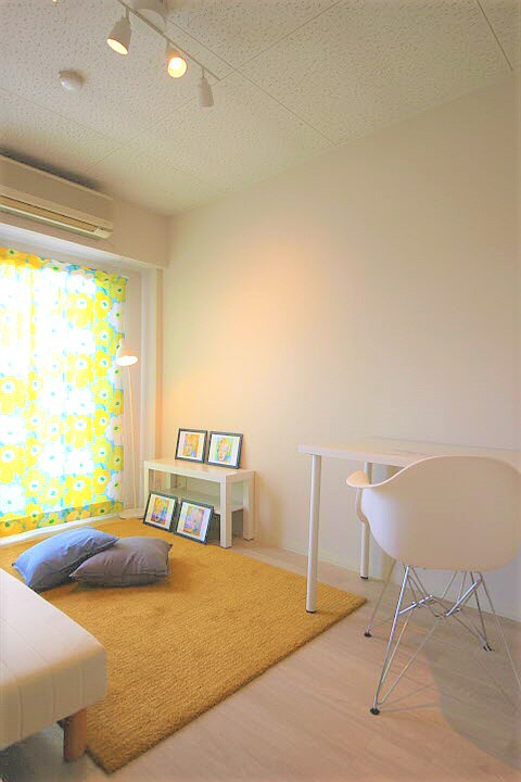 マンションにはオートロック、防犯カメラも完備されており、安心のセキュリティーです。