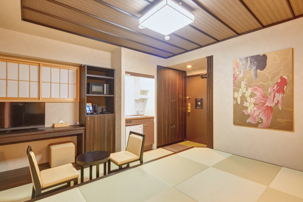 圧迫感を感じないお部屋です♪
