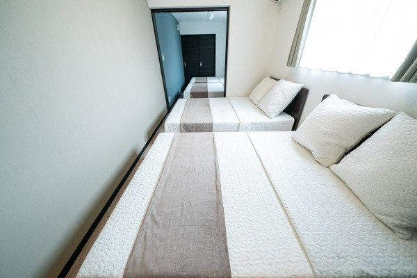 仕切り扉を開ければ1部屋としてお使いいただけます♪