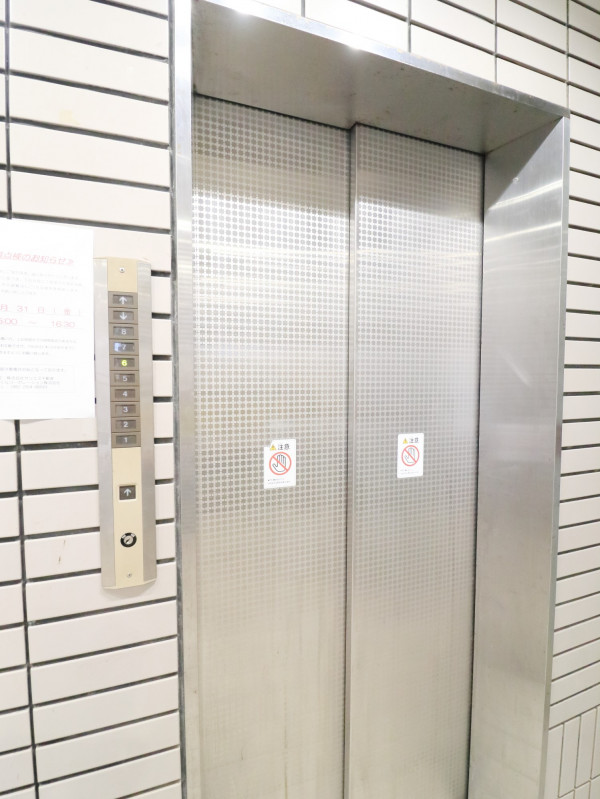 エレベーター
