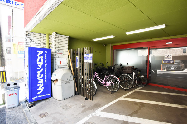 駐輪場
